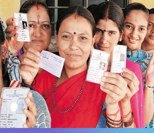 चुनाव विश्लेषण : सरकार चुनने में पुरुषों के मुकाबले पहाड़ की महिलायें रहीं हैं निर्णायक