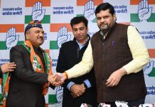 रिटा. मेजर जनरल सी.के. जखमोला आम आदमी पार्टी छोड़ कांग्रेस में शामिल