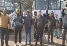 रोडवेज कर्मचारियों का दिसंबर से अब तक वेतन ना मिलने पर प्रदर्शन जारी