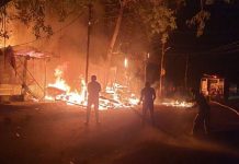 ऋषिकेश कृषि मंडी की 3 दुकानों पर लगी आग ,लाखों का सामान खाक