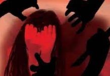 नौकरी का झांसा देकर किया गैंगरेप, बनाया अश्लील वीडियो