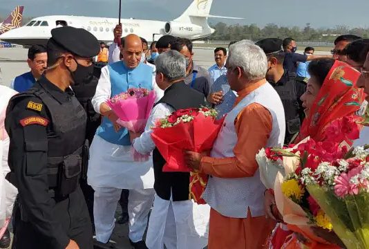 भाजपा विधायक दल की बैठक में शामिल होंगे केंद्रीय रक्षा मंत्री राजनाथ सिंह,आज होगा नए सीएम का ऐलान