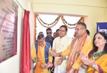 मुख्यमंत्री धामी ने किया चिकित्सा उपकरणों का लोकार्पण, डी.एल.एफ के सहयोग के लिए दिया आभार