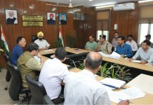 मुख्य सचिव ने अधिकारियों दिए निर्देश, सड़क सुरक्षा समिति के सुझावों को लाया जाय शीघ्र अमल में