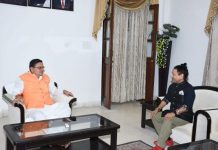 मुख्यमंत्री पुष्कर सिंह धामी से मिले, प्रसिद्ध गायक कैलाश खेर