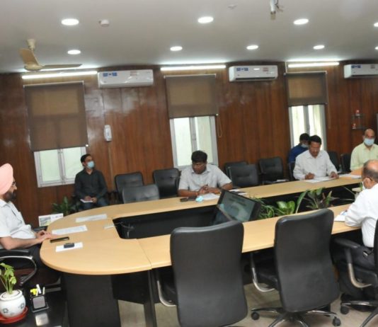 मुख्य सचिव ने दिए अधिकारियों को निर्देश, कार्यों की गुणवत्ता में न करें किसी प्रकार समझौता