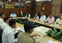 मुख्य सचिव ने की पार्किंग प्रोजेक्ट्स पर प्रगति की समीक्षा, जिलाधिकारियों को दिए फीजिबिलिटी जांच करवाने के निर्देश