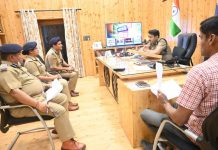 डीजीपी ने किया 6 स्थानों पर हुई चेन स्नेचिंग की घटनाओं के बाद पुलिस के वरिष्ठ अधिकारियों को तलब