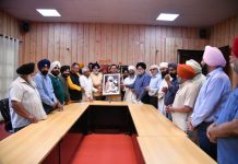 सीएम धामी ने सिक्खों के नौवें गुरु तेग बहादुर साहेब के 400 वें प्रकाश पर्व के अवसर पर प्रदेशवासियों को दी बधाई