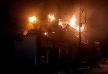 हार्डवेयर के गोदाम में लगी आग, दमकल की दस गाड़ियों ने बुझाई आग