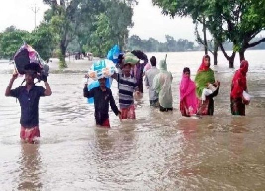 असम में बाढ़ का कहर जारी, 14 लोगों की हुई मौत