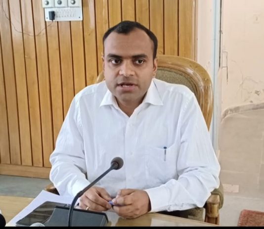 उपलब्ध व्यवस्थाओं के अनुरूप ही किया जा रहा यात्रियों को केदारनाथ धाम रवाना: जिलाधिकारी