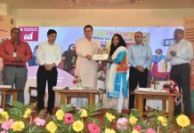 मुख्यमंत्री पुष्कर सिंह धामी ने 27 व्यक्तियों व संस्थाओं को एसडीजी गोलकीपर अवार्ड से किया सम्मानित