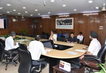 मुख्य सचिव ने दिए निर्देश, केदारनाथ में चल रहे कार्यों को निर्धारित समय सीमा में करें पूर्ण