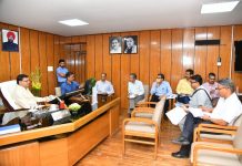 मुख्यमंत्री धामी ने की मानसखण्ड कोरिडोर को लेकर उच्च अधिकारियों के साथ बैठक