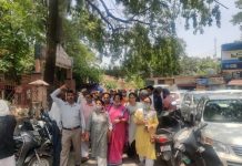 उत्तराखण्ड राज्य आंदोलनकारी सयुंक्त मंच ने मांगों को लेकर किया जिलाधिकारी कार्यालय का घेराव, भेजा ज्ञापन