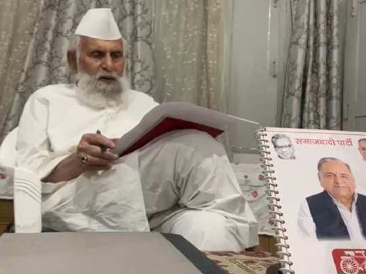 शफीकुर्र रहमान बर्क ने बिजली विभाग के अफसरों को दी धमकी