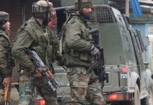 जम्मू-कश्मीर में हुआ ग्रेनेड विस्फोट, सेना कप्तान व जूनियर कमीशनर की हुई मौत