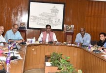 कैबिनेट मंत्री सौरभ बहुगुणा ने की. मत्स्य, डेयरी विकास एवं पशुपालन विभाग की समीक्षा