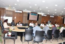 खाद्य पदार्थों में मिलावट रोकने को उठायें कड़े कदम: मुख्य सचिव