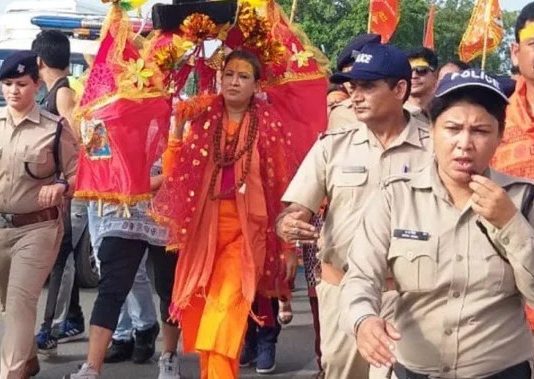 शिव के माह में शक्ति का संकल्प लेकर बाल विकास मंत्री ने निकली कांवड़ यात्रा