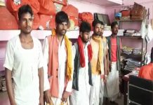 साधु के वेश में भीख मांग रहे छह लोगों को बजरंग दल ने कराया गिरफ्तार