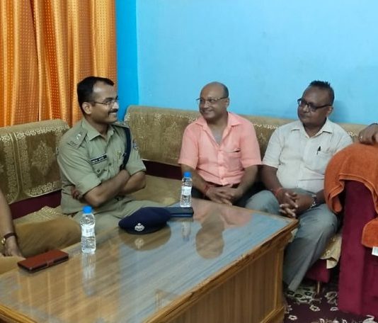 श्री टपकेश्वर महादेव की नगर परिक्रमा को लेकर जंगम शिवालय समिति ने की मीटिंग