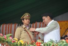 मुख्यमंत्री धामी ने स्वतंत्रता की 75वीं वर्षगांठ के अवसर पर पुलिस अधिकारियों व कर्मचारियों को किया सम्मानित