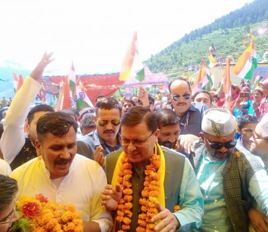 आजादी का अमृत महोत्सव : सीएम धामी पहुंचे जोशीमठ, सेना के जवानों के साथ हर घर तिरंगा अभियान में होंगे शामिल