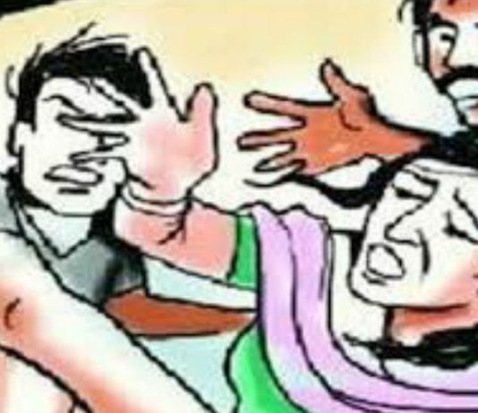 छात्रा के साथ चार युवकों ने की छेड़खानी, पुलिस ने किया केस दर्ज