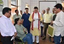 आम जनता से भेंट कर मुख्यमंत्री ने सुनी जन समस्यायें, संवेदनशीलता के साथ निराकरण के दिए निर्देश