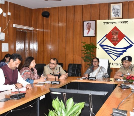 राज्य में कानून-व्यवस्था की समीक्षा के संबंध में मुख्य सचिव ने की बैठक