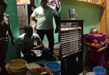 शराब की दीवार से बने घर पर आबकारी विभाग का छापा, 90 लीटर शराब की बरामद