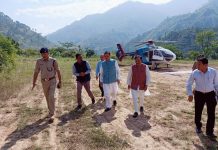 पौड़ी बस दुर्घटना: मुख्यमंत्री धामी व पूर्व मुख्यमंत्री निशंक पहुंचे घटना स्थल.राहत बचाव कार्यों का लिया जायजा