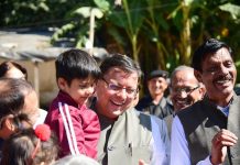 मुख्यमंत्री धामी ने अनाथ बेसहारा बच्चों संग मनाई दीपावली की खुशियां