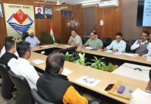 मुख्य सचिव की अध्यक्षता में प्रधानमंत्री जनविकास कार्यक्रम योजना के प्रस्तावों पर अनुमोदन हेतु हुई बैठक