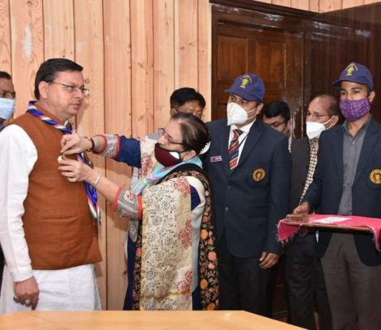भारत स्काउट व गाइड के प्रतिनिधि दल ने सीएम धामी से की मुलाकात