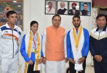 एथलीट मानसी नेगी और सूरज पंवार ने की सीएम धामी से भेंट