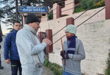 अल्मोड़ा में मॉर्निंग वाॅक पे निकले सीएम धामी युवाओं के साथ लगाई दौड़