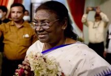 रुद्राभिषेक कर राष्ट्रपति ने की दिन की शुरुआत, दून विश्वविद्यालय में 669 विद्यार्थियों को प्रदान करेंगी डिग्री