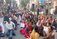 धरनास्थल से ऑनलाइन पढ़ाएंगे गेस्ट टीचर: प्रदेश अध्यक्ष