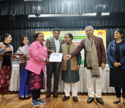 प्रदेश के अंतिम व्यक्ति तक पहुंचे बेहत्तर स्वास्थ्य सुविधाएं: धन सिंह रावत