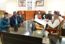 अखिल गढ़वाल सभा व कुर्मांचल सांस्कृतिक एवं कल्याण परिषद के पदाधिकारियों ने सीएम धामी से की मुलाकात
