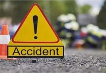 दबंगों के खिलाफ शिकायत दर्ज कराने जा रही महिला को वैन से कुचला