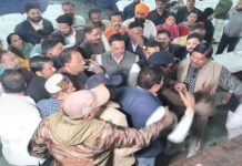 नगर निगम की बोर्ड बैठक में हुआ हंगामा, भाजपा ने मेयर पर लगाये आरोप