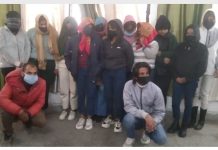 पुलिस ने स्पा सेंटर में देह व्यापार करने वाले 13 लोगों को किया गिरफ्तार