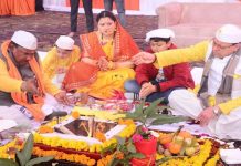 सीएम धामी ने कराया अपने बड़े बेटे का यज्ञोपवीत संस्कार
