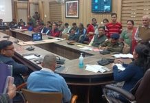 जिलाधिकारी ने सुनी जन समस्याएं, 84 शिकायतें हुई प्राप्त