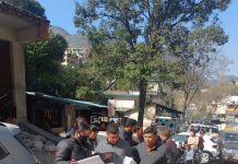 जिलाधिकारी के निर्देश पर तूना-बौंठा मोटर मार्ग अतिक्रमण पर बड़ी कार्यवाही