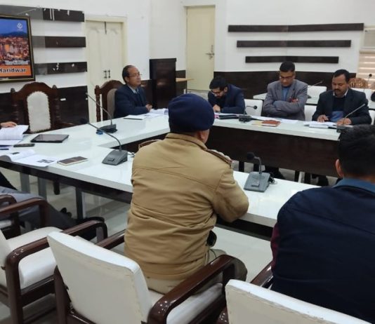 अपर जिलाधिकारी प्रशासन हरिद्वार ने सुनी परिवहन व्यावसायियों की समस्या, दिए अहंम निर्देश